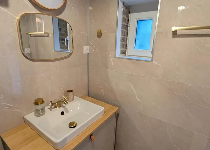 Jo And Manu's Barn Falaise (Calvados)